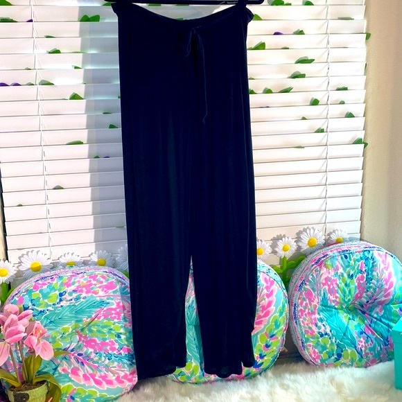 Como Black soft and stretchy tee shirt fabric wrap look long black pants - Picture 3 of 6